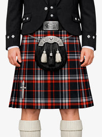 Spirit Of Highlander Tartan Kilt Model Front